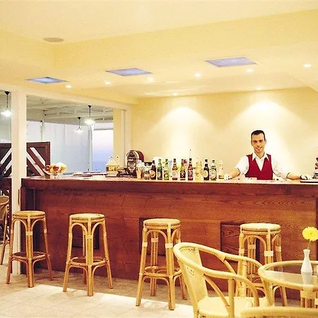 Colindria Mare Hotel 2*